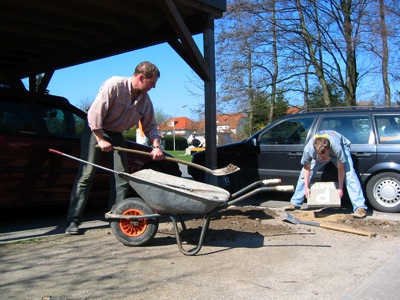 Kennzeichnung der Gästeparkplätze in Eigenleistung